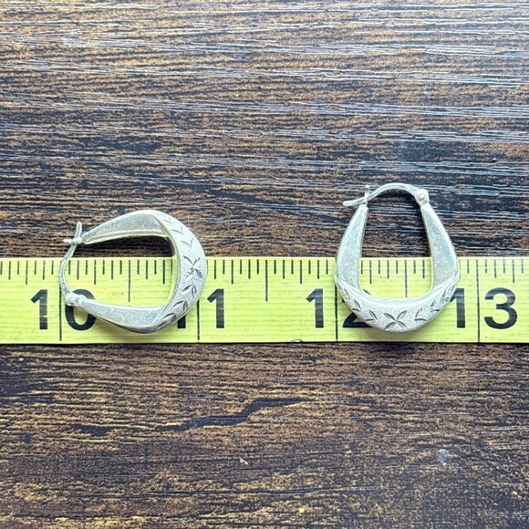 VTG Solid Sterling Silver 925 Etched Puffed Hoop Earrings Size 1" Length - Picture 7 of 7